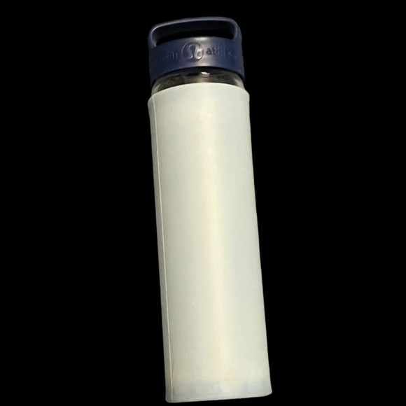 Lululemon glass water bottle - Picture 1 of 1
